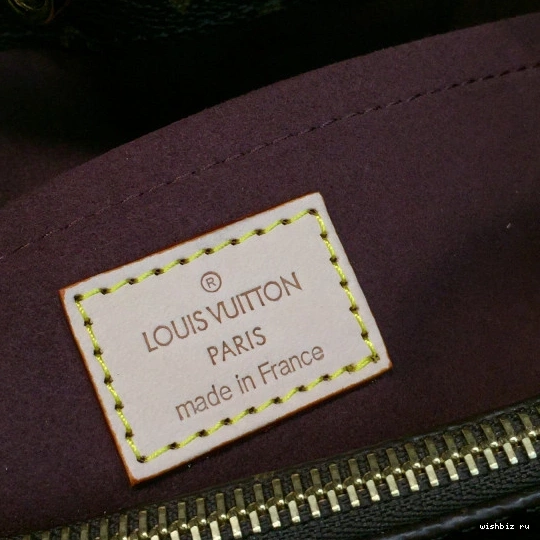 WIS MONTAIGNE VUITTON MM LOUIS 0810